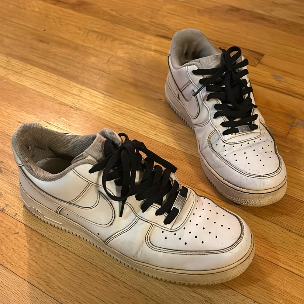 Nike White and Black Men's Shoes